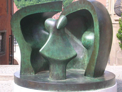 A Henry Moore sculpture donated to the town