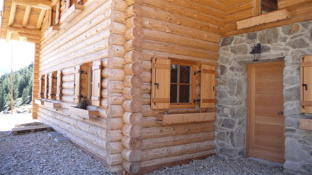 New eco friendly housing built in natural materials - Dolomites