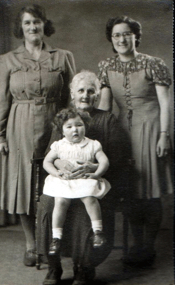 Auntie May, and daughters Vera & Sheila